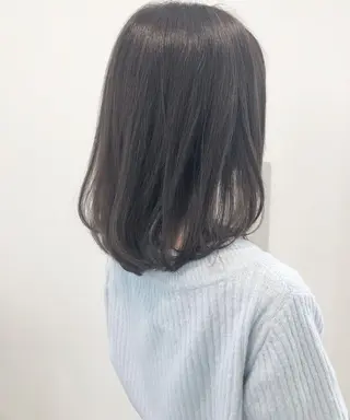ミディアム カラー 💚ミヤマ アンナ☘️のヘアスタイル