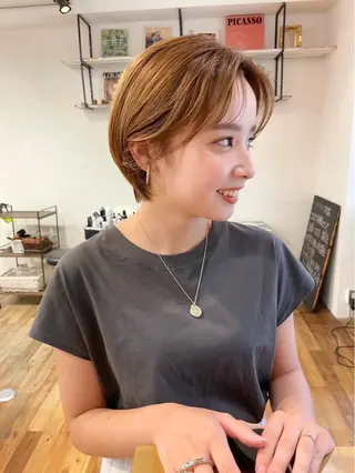 ショート たにおか まなか /大阪/暖色カラーのヘアスタイル