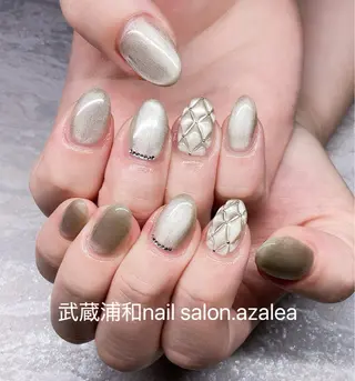 ネイル R inのネイルデザイン