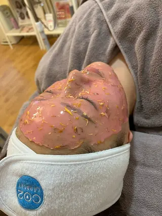 1ヶ月後も半分残る 高持続LEDエクステのマツエク・マツパデザイン