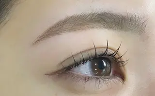 アイブロウ ECLART池袋 hiyoriのマツエク・マツパデザイン