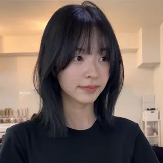 ミディアム ボブ/レイヤー /sora🌙✨️のヘアスタイル