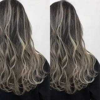 ロング カラー ブリーチカラーレイヤ ーカット🦋annaのヘアスタイル