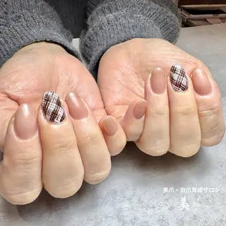 ネイル 美爪・自爪育成サロン美elu所属・美爪・自爪育成サロン 美elu(ビエル)のネイルデザイン