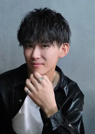 ショート パーマ メンズ 畑 悠哉のヘアスタイル