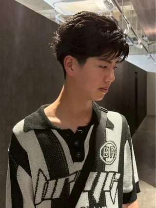 ショート メンズ 金山駅前/メンズ パーマ/真柄 恒輝のヘアスタイル