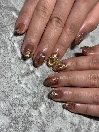 ネイル Mahiru ➰🎀🤍のネイルデザイン