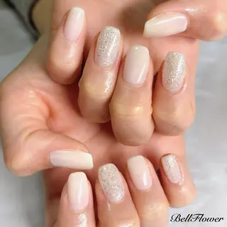 ネイル Bell Flowerのネイルデザイン