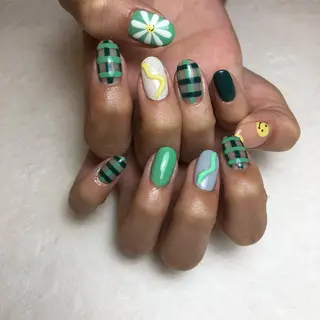 ネイル MAKANI nail salon所属・MAKANI salonのネイルデザイン