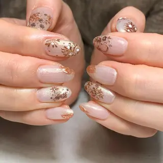 ネイル atelier　FIORITURA所属・FIORITURA aiのネイルデザイン