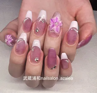 ネイル R inのネイルデザイン