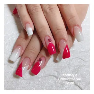 ミディアム ネイル 👑enen style👑のネイルデザイン