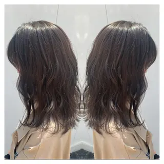 ミディアム カラー 村山 茉衣のヘアスタイル