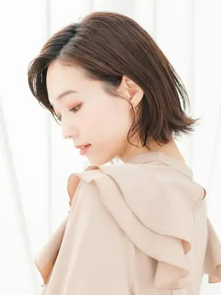 ミディアム カラー パーマ ネイル "オトナ髪”/ LAKA TOCCAのヘアスタイル