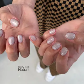 ネイル マツエク・マツパ アイブロウ beautyroom Naturaのネイルデザイン