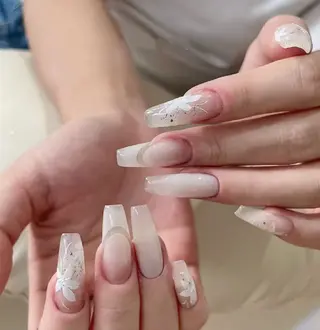 ネイル Oomiya 服部のネイルデザイン