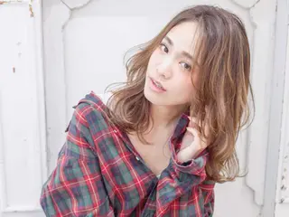 ミディアム ＨＩ ROのヘアスタイル