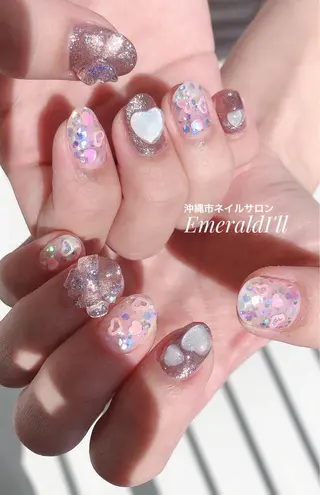 ネイル 沖縄市ネイルサロン エメラルドアイルのネイルデザイン