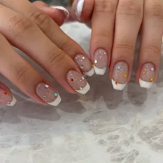 ネイル private salon magique所属・Rina🫧 大阪/福島のネイルデザイン