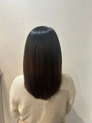 ミディアム 堀 日次のヘアスタイル