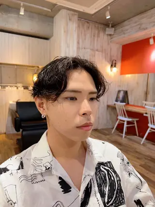 パーマ メンズ 🎨デザイン🥇 美髪・艶髪　日暮千敬のヘアスタイル