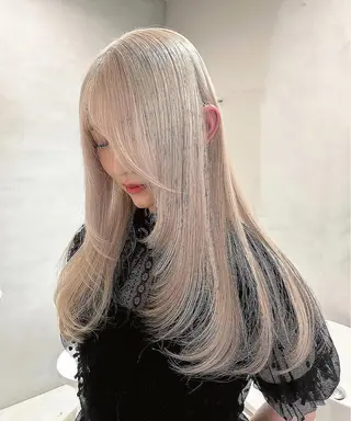 ロング PELE yuraのヘアスタイル