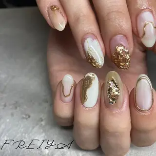 ネイル FREIYA所属・FREIYA マツエク、ネイルのマツエク・マツパデザイン