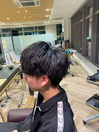 メンズ メンズ特化/フェザー /パーマ/伊勢元のヘアスタイル