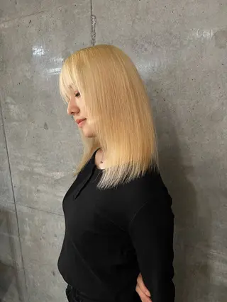 カラー はなえ/ブリーチ/複 雑履歴修正のヘアスタイル