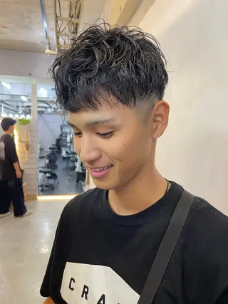 ショート カラー メンズ TATSUブリーチ/ ミルクティーベージュのヘアスタイル