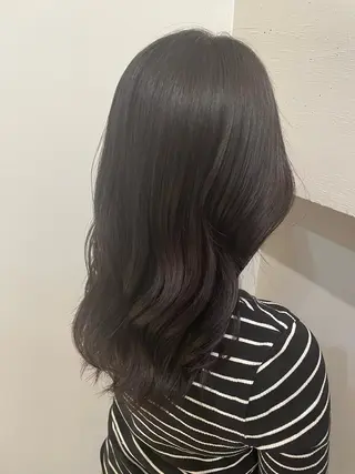 セミロング カラー Neolive 千尋のヘアスタイル