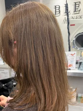 カラー ルシ🌈/ハイトーン デザインカラー/町田のヘアスタイル