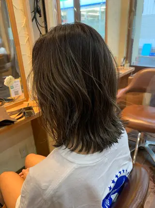 ミディアム カラー パーマ ヘアアレンジ メンズ キッズ ネイル マツエク・マツパ 髪質改善 艶髪🔵ﾌｾﾅｵﾔのヘアスタイル