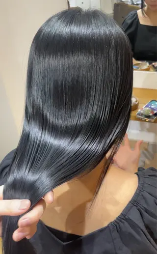 ロング 星野 茉由のヘアスタイル