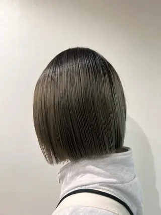 ショート カラー 𝙎𝙚𝙞𝙧𝙖 ☆カット/パーマのヘアスタイル