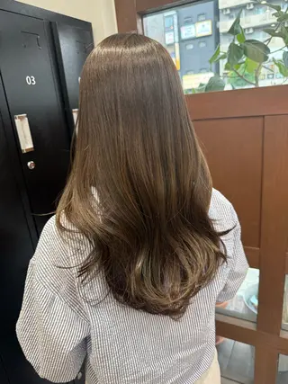 カラー こはる.⋆𝜗𝜚／ 透明感カラーのヘアスタイル