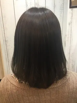 ミディアム カラー embrace エンブレイスのヘアスタイル
