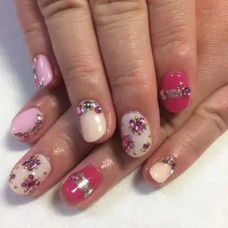 ネイル VIOLUS所属・VIOLUS 関目のネイルデザイン