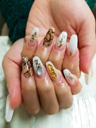 ネイル 河野ちえ (雑誌掲載サロン)のネイルデザイン