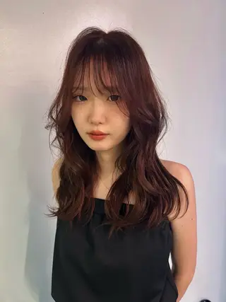 セミロング カラー Memories所属・🧣艶カラー・ヘア セット Chie🧸のヘアスタイル