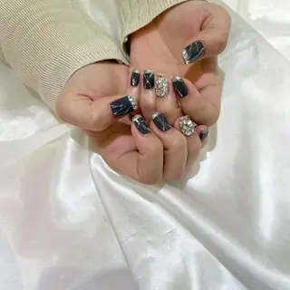 ネイル classic 新横浜所属・山田 暉のネイルデザイン