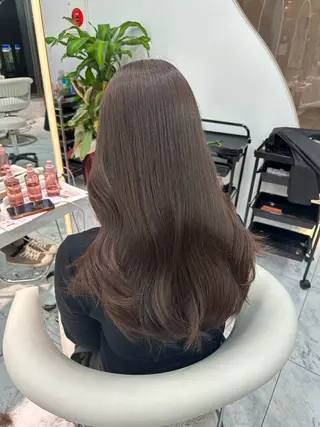 ロング Lond  Emi 艶髪モテヘアのヘアスタイル