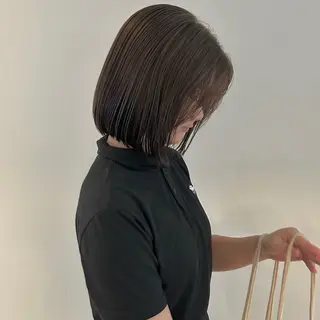 ミディアム カラー nonoka オリーブ/レイヤーのヘアスタイル