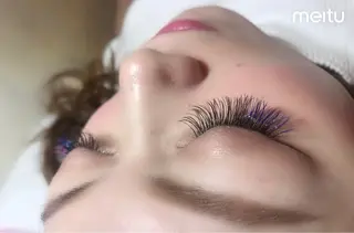 マツエク・マツパ リン リンのネイルデザイン