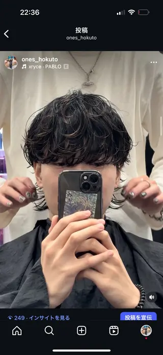 パーマ メンズハイトーン 北斗💍レイヤーのヘアスタイル