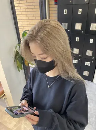 ロング カラー 髪質改善/ハイトーン MOLAのヘアスタイル