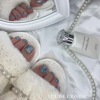ネイル LOUISE CRYSTALのネイルデザイン
