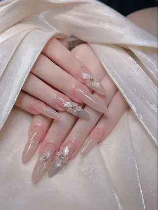 ネイル AND Nail 長さだし専門店のネイルデザイン