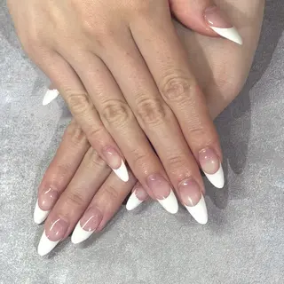 ネイル アンリッシュ新宿店 ishiiのネイルデザイン