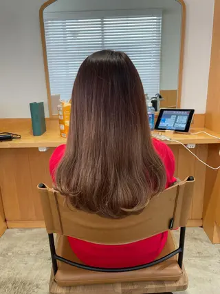 セミロング カラー 《髪質改善✖️オリー ブ🧸》小嶋拓也のヘアスタイル